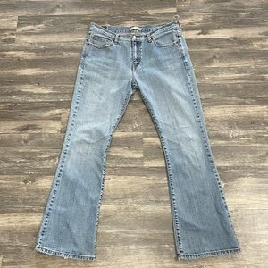 Levi’s 515 boot cut jeans light wash worn look mid rise 10